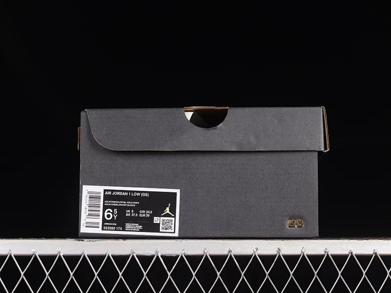 All categories Air Jordan Jordan series basketball shoes Air Jordan 1 Low Z version Air Jordan 1 Low "Aquatone" Joe 1 blue and white low-top cultural and casual sneakers 553560-174